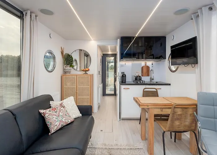 Πλωτό κατάλυμα Lemuria Houseboat - Plywajacy Na Wodzie Βρότσλαβ